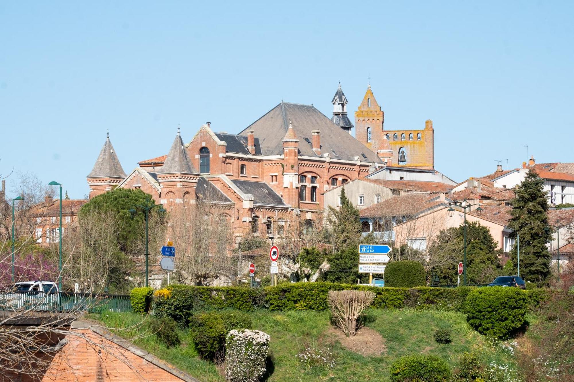 Evasions-Escapade, Centre-Ville, Gare Auterive  Экстерьер фото